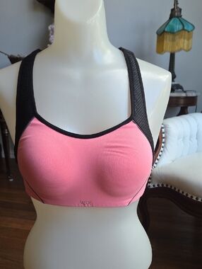 Victoria's Secret VSX Pink and Black Mesh Medium-Impact Sports Bra